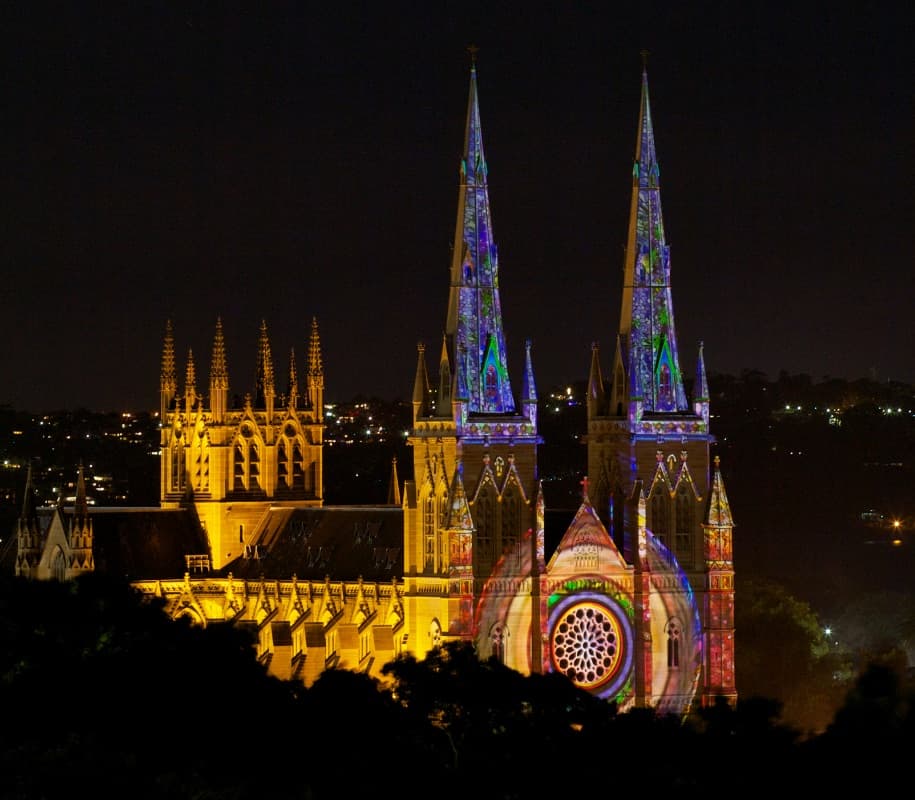 Déménager à Chartres : spécificités locales et budget